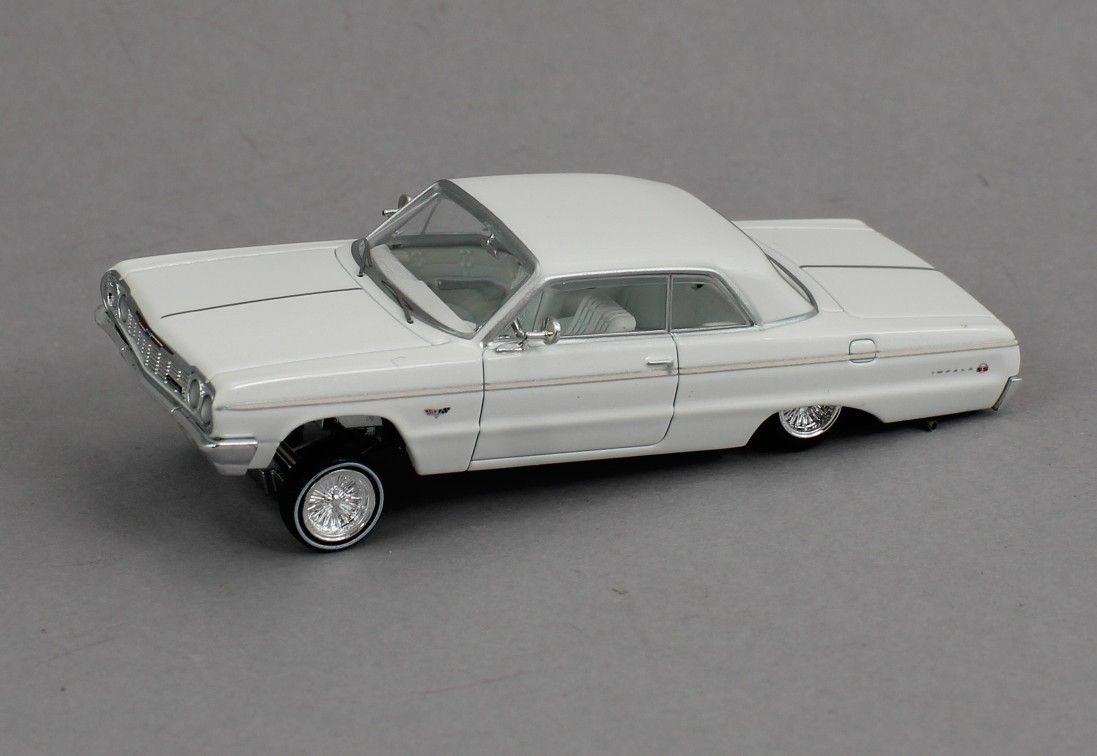 1:64 *97M* WHITE 1964 Chevrolet IMPALA *LOWRIDER* NIB