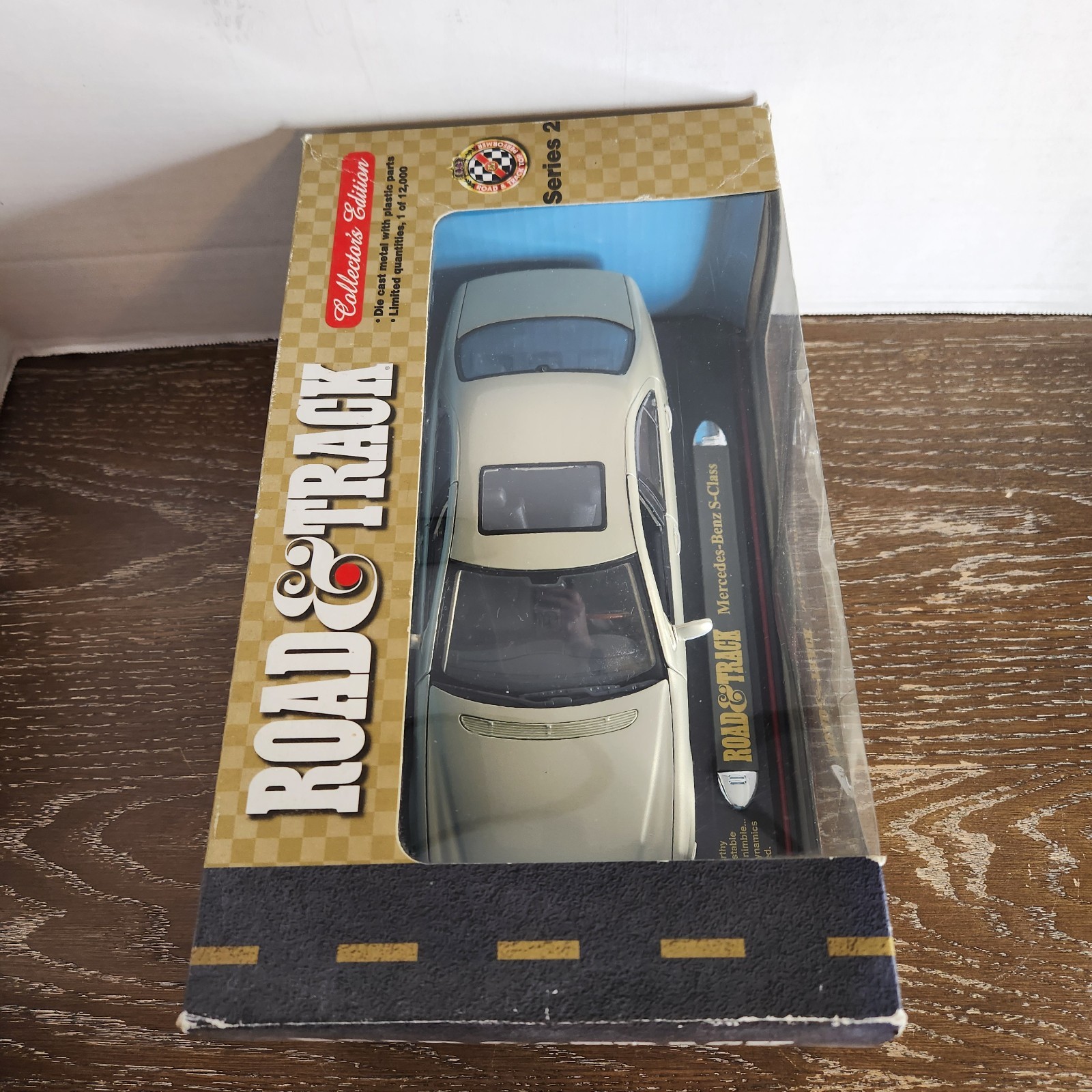 Road&Track Light Gold Mercedes-Benz S-Class 1:18 Diecast Car With Stand & Box