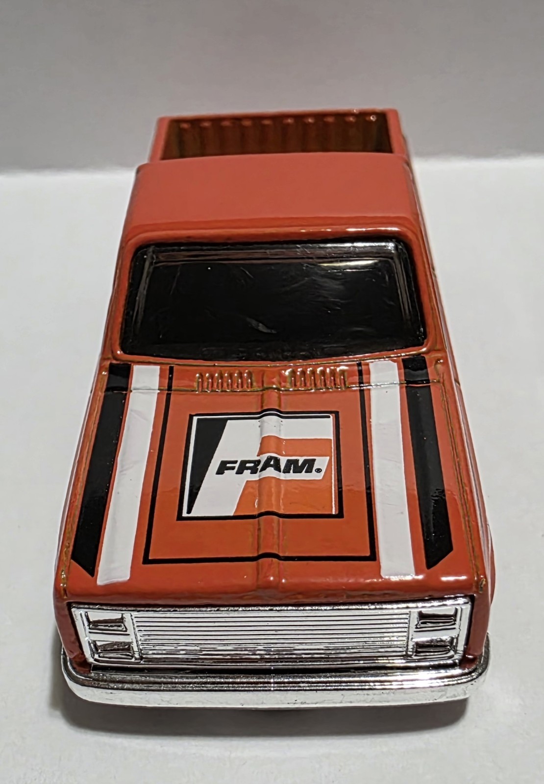 Hot Wheels 2015 HW City Orange Fram 83 Chevy Silverado