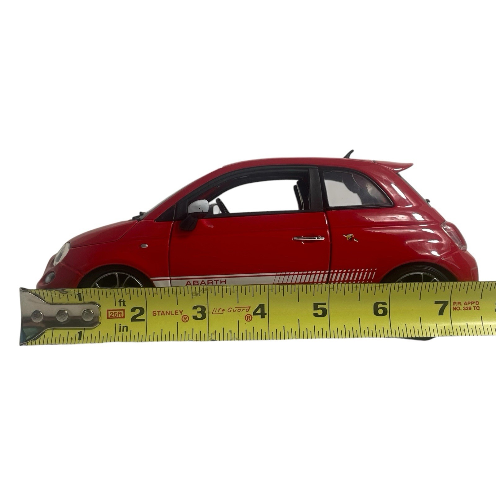Burago Red 1/18 Abarth 500 Metal Die-Cast Detailed Model Car 7.5”L x 3.5”w x 3”h