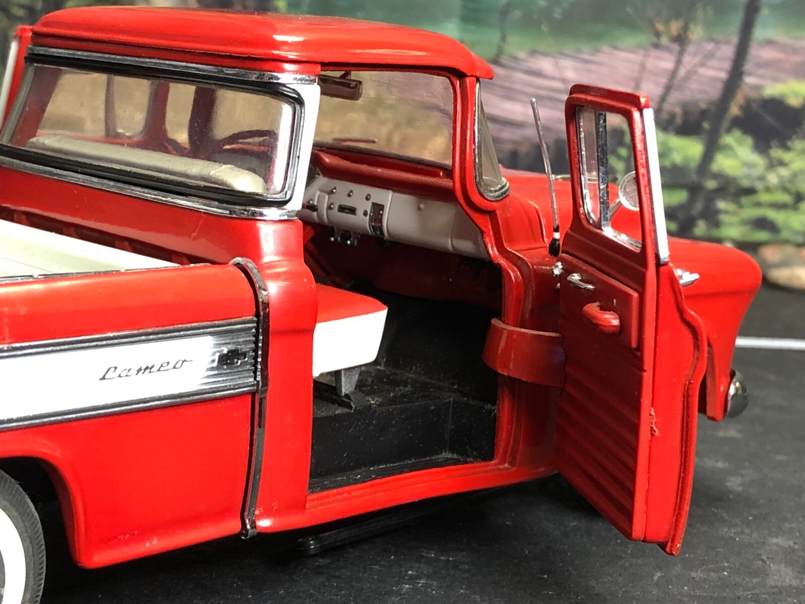 Imperfect 1:24 Diecast Danbury Mint RED 1957 CHEVROLET CAMEO PICKUP No Box AS-IS