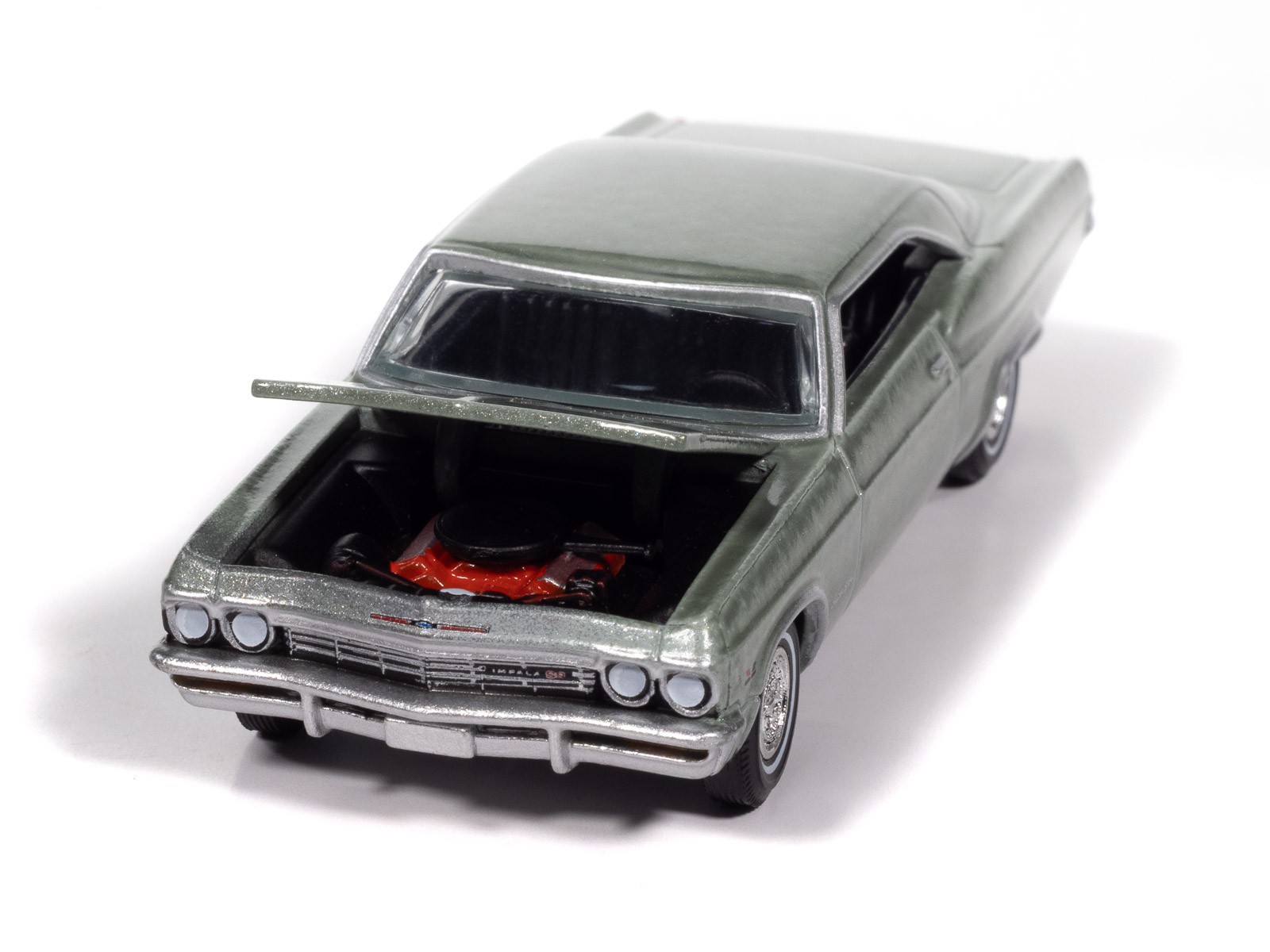 Auto World Vintage Muscle Willow Green Poly 1965 Chevy Impala SS 396 1:64 Car