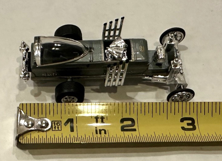 Johnny Lightning Munsters Dragster 1:64 Diecast Hot Rod Hearse Car