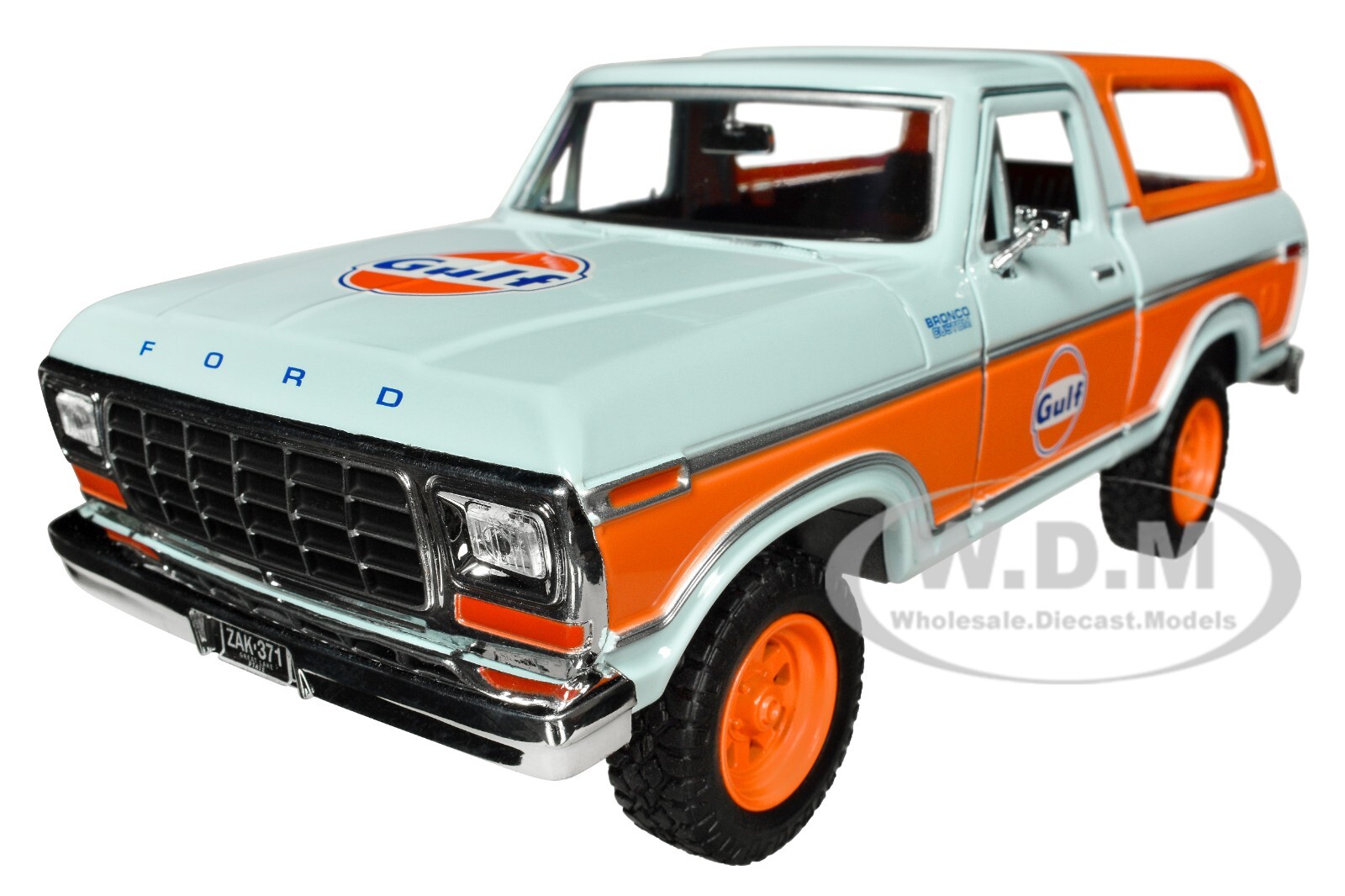 1978 FORD BRONCO LIGHT BLUE & ORANGE “GULF OIL” 1/24 DIECAST BY MOTORMAX 79662