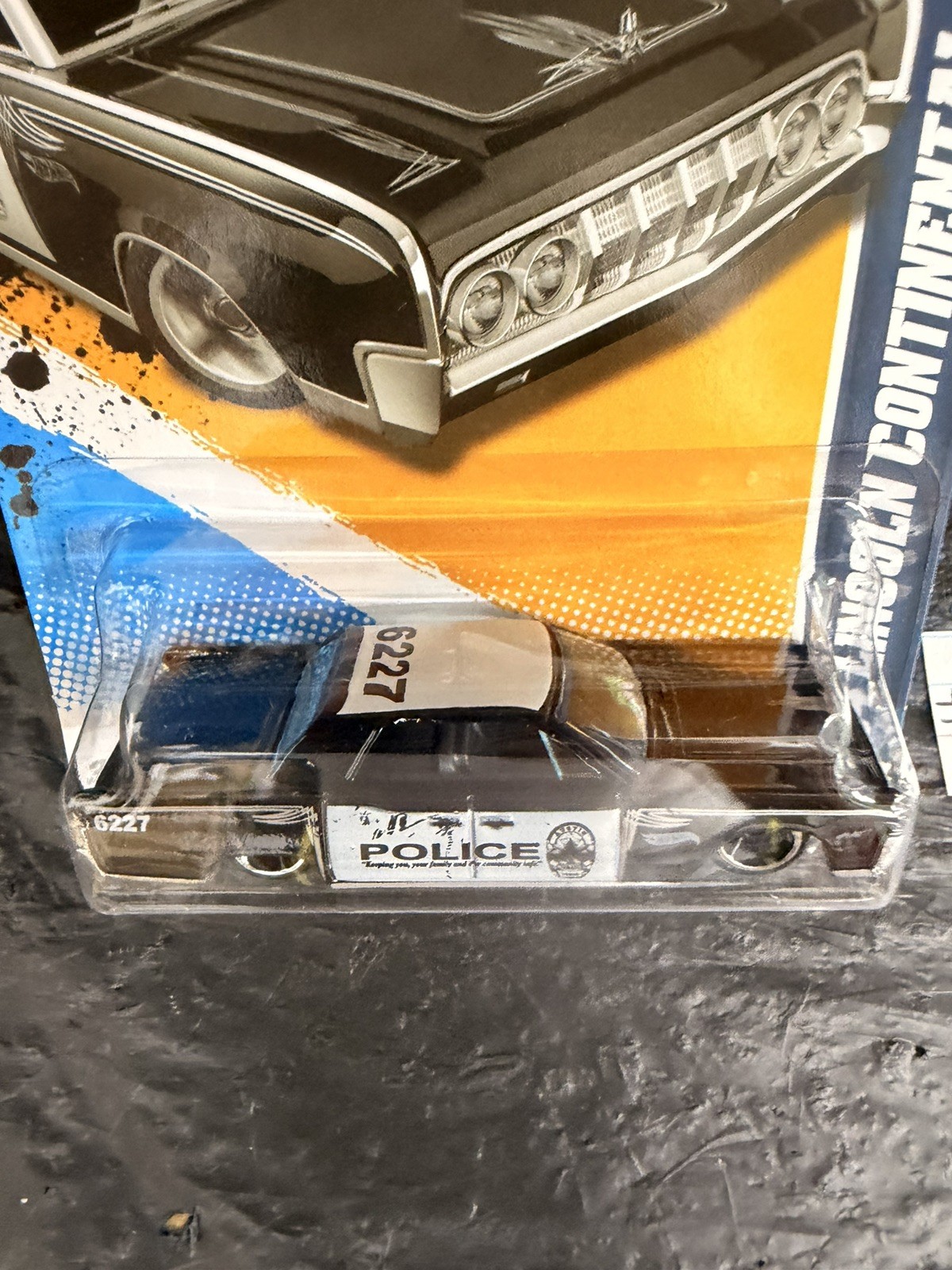 Hot Wheels 2012 64 Lincoln Continental Black HW Main Street 170/247 NIB