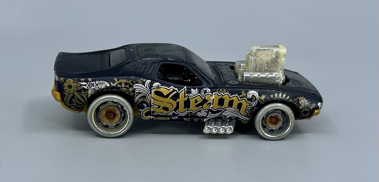 Hot Wheels 1970 Roger Dodger Black Gold Diecast Car 2015 Mattel Steampunk 1:64