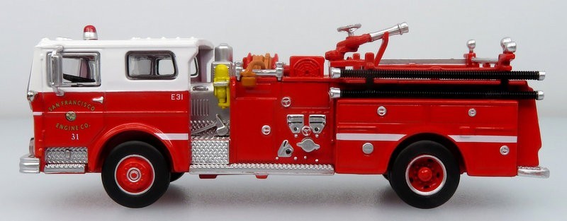1974 Ward LaFrance Fire Engine: San Francisco Fire Department – Engine 31 1:87