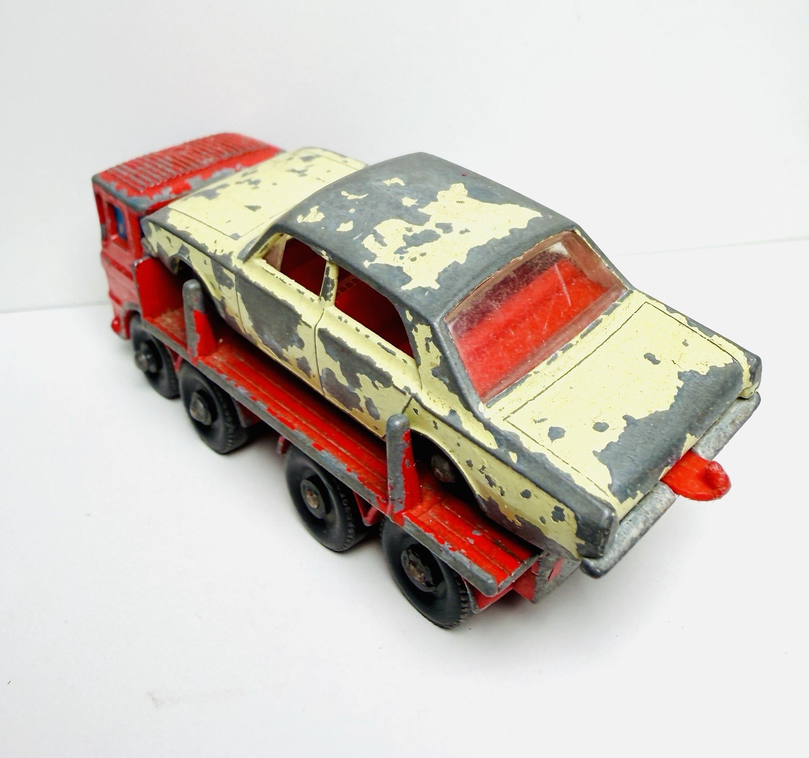 Matchbox Lesney Superfast 1973 Leyland Ergomatic Cab #10 Red w/8 Wheels Toy