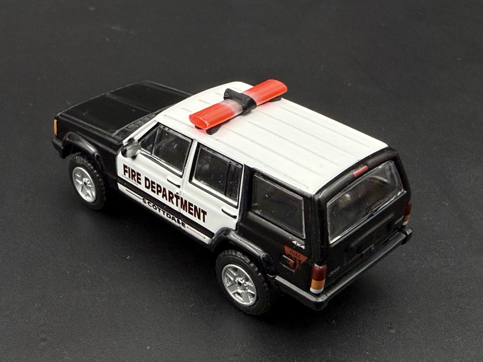 2-Pack 1/64 Scale Model Jetstream Jetsonic Red Lightbar Police Fire 6424R