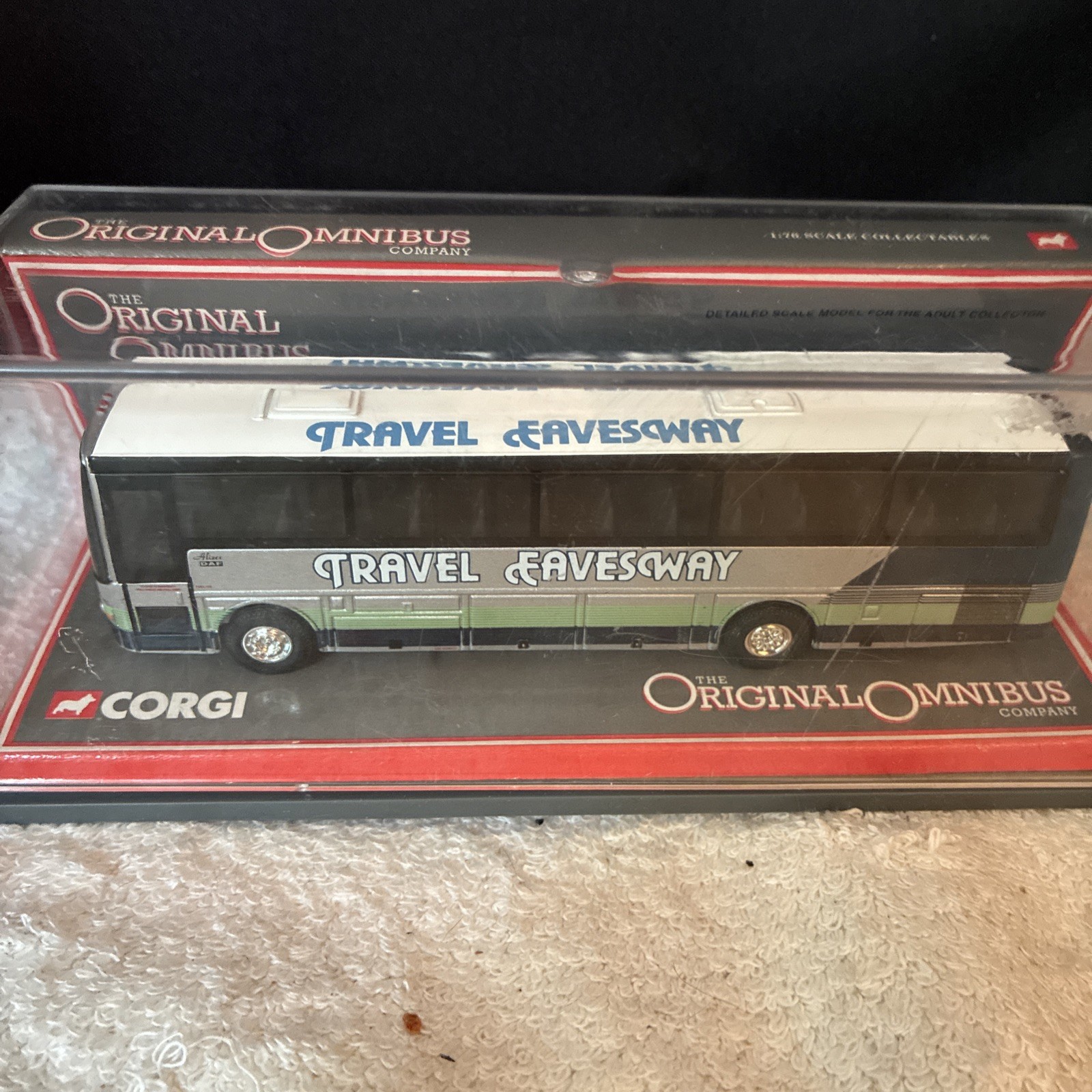 Corgi 1:76 Original Omnibus 42709 DAF Van Hool Alizee Eavesway Travel NIB