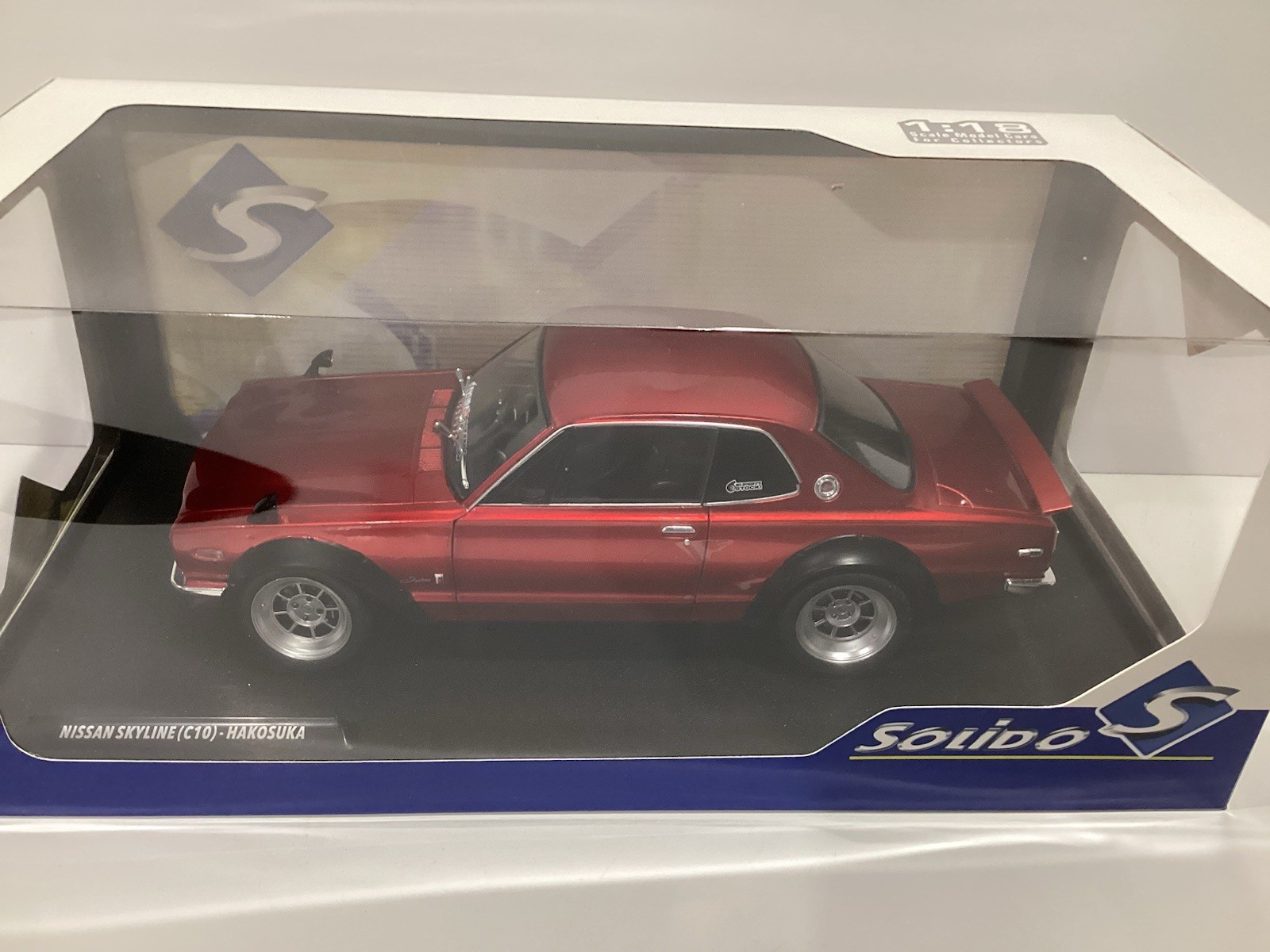 1/18 Solido 1970 Red Metallic Nissan Skyline (C10)- Hakosuka