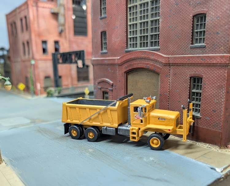1/87 HO Scale 3D Printed Custom Built 1980s Oshkosh P Series Heavy Dump Truck