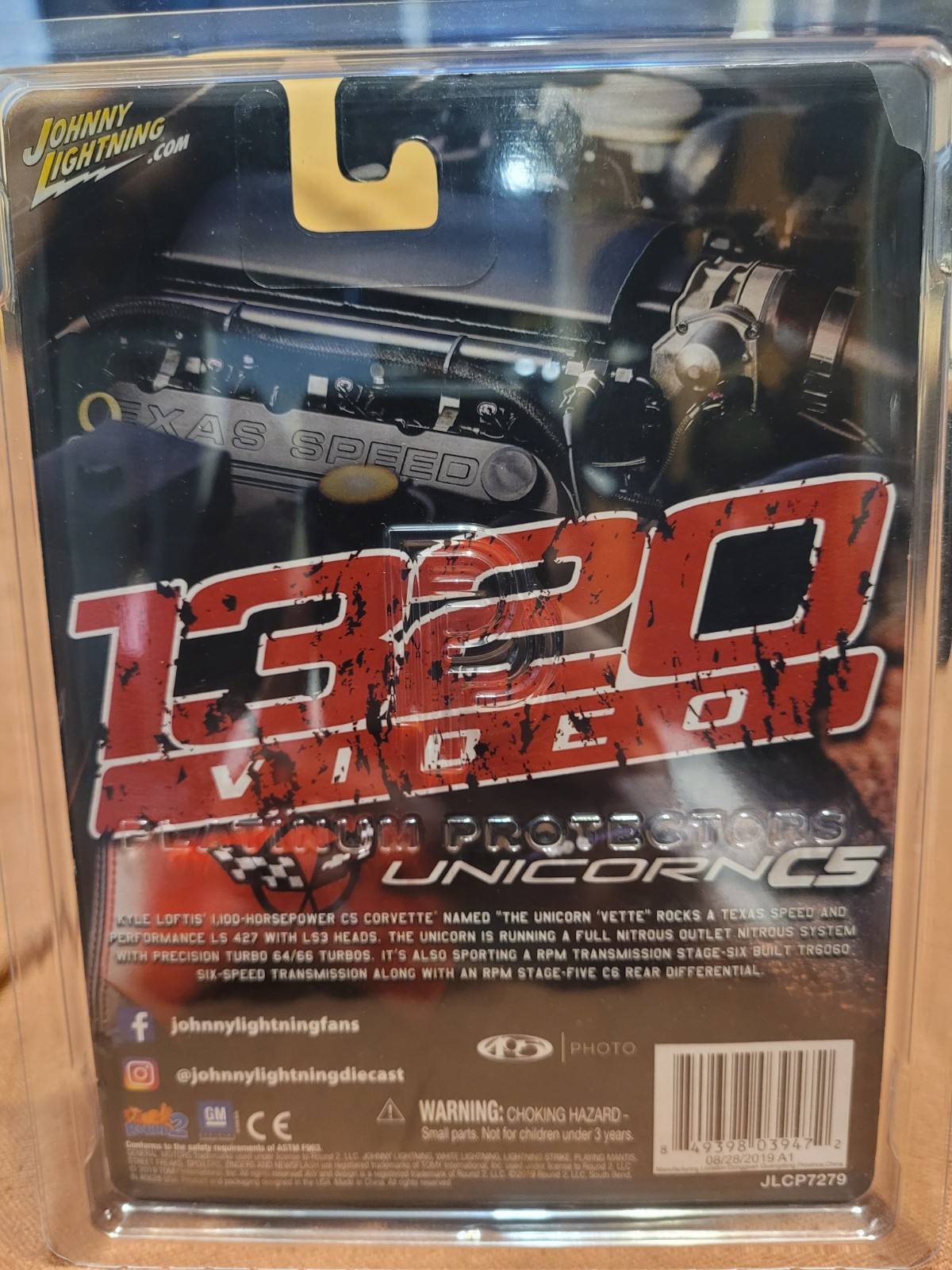 Johnny Lightning Kyle Loftis 2001 Chevrolet Corvette Z06 1320 C5 Unicorn Sealed