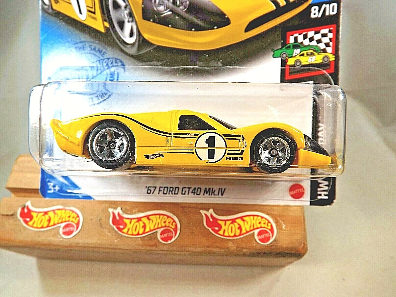 2021 Hot Wheels #106 HW Race Day 8/10 ’67 FORD GT40 MK.IV Yellow w/Chrome 5 Sp