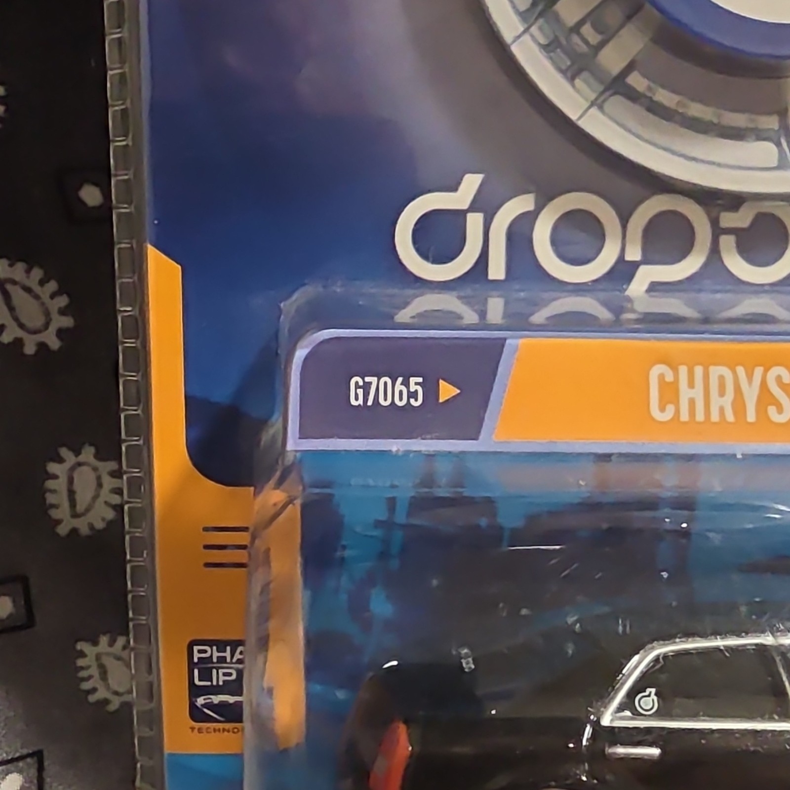 Hot Wheels Dropstars 2005 Chrysler 300C 1:64 Black Silver Diecast Unopened