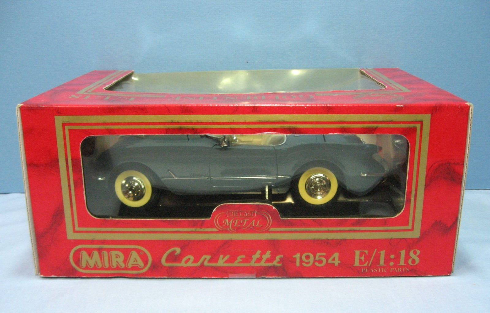 Mira Golden Line Die Cast 1:18 Scale 1954 Corvette Classic NIB Made in Spain