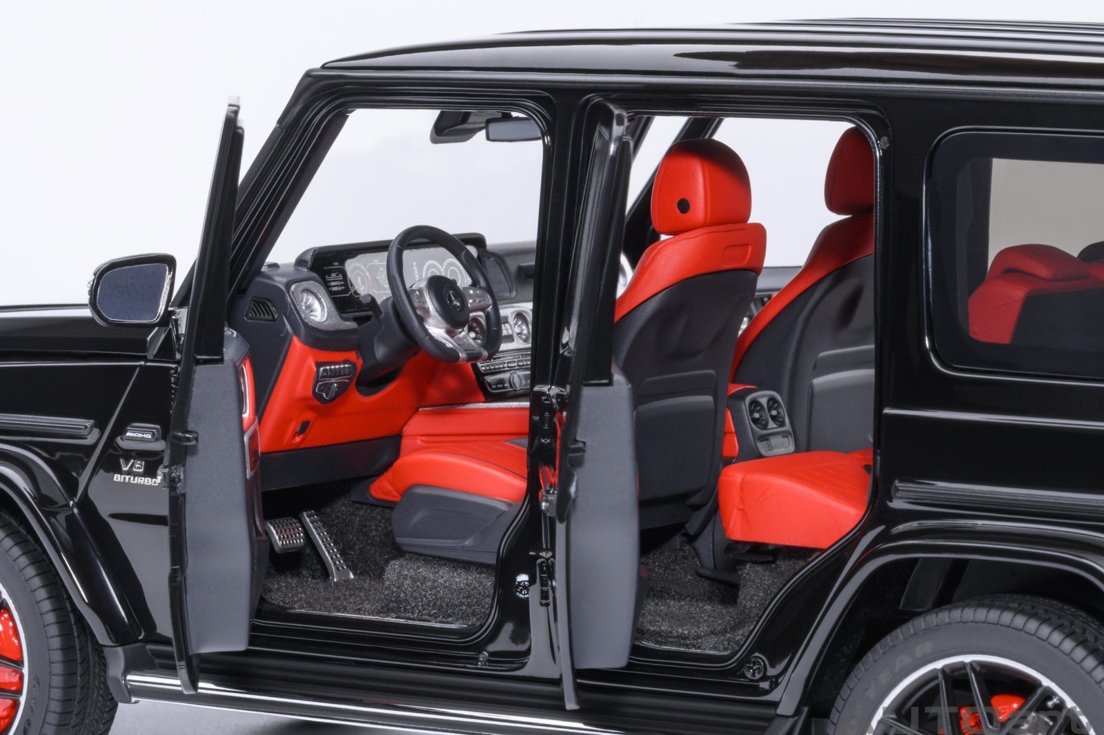 1/18 AUTOART 2019 MERCEDES-BENZ AMG G63 BLACK MODEL CAR 76354