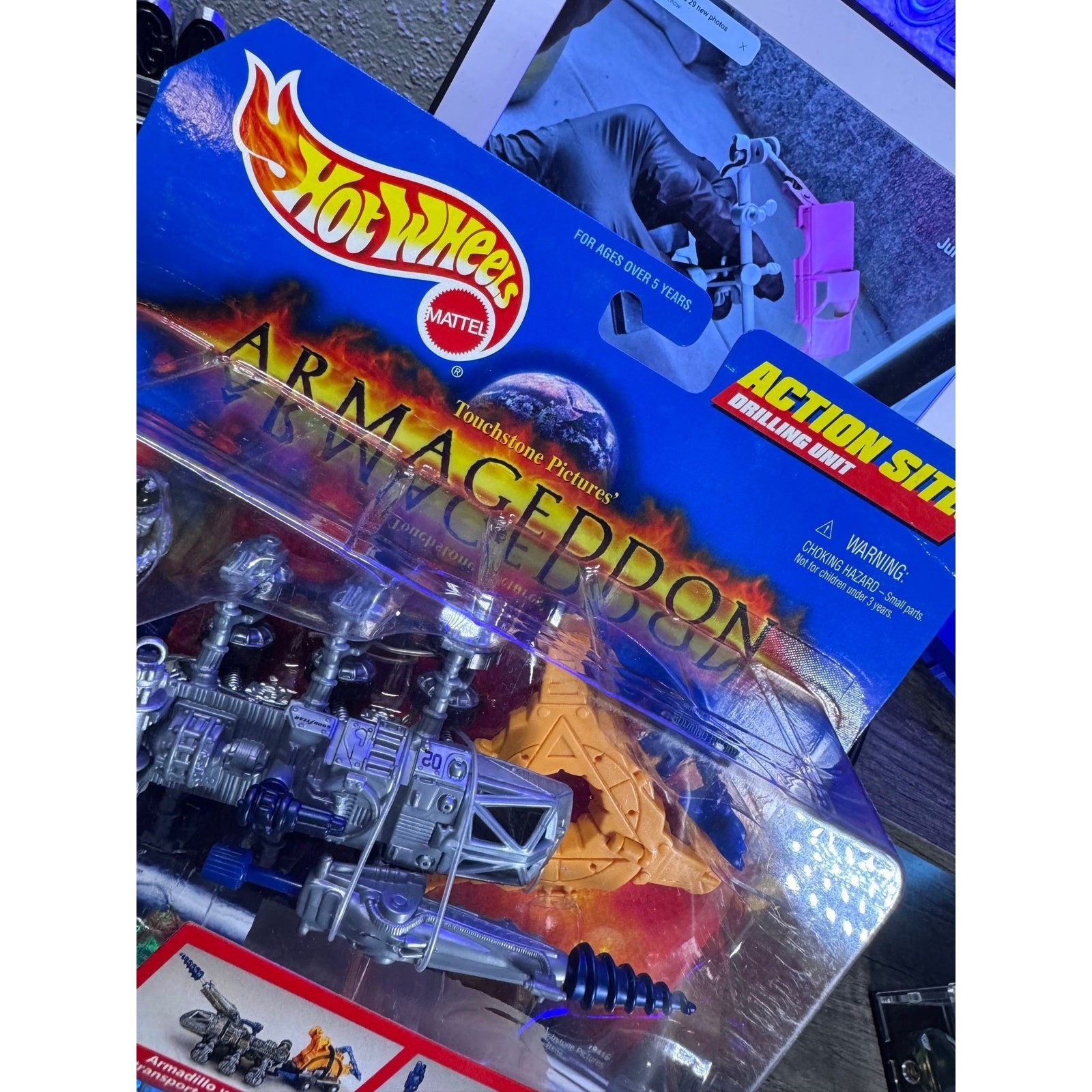 Hot wheels 1997 Armageddon action sites drilling unit