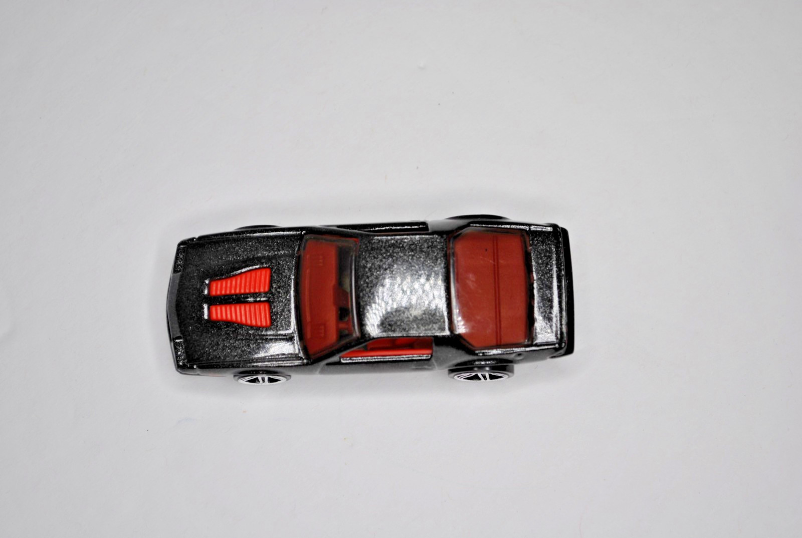 Hot Wheels Camaro IROC Z lot of 3 Red Black and blue multipack exclusive Loose
