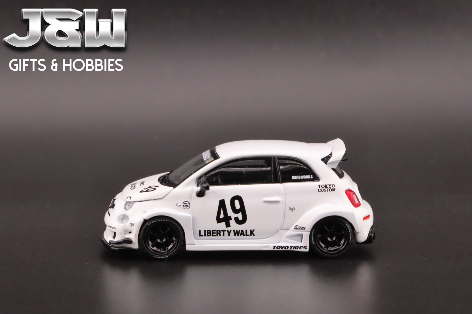 Mini GT LB-WORKS x Abas Works ABARTH 595 Gara White #809 1/64