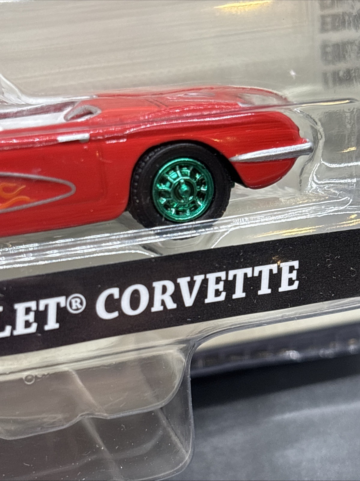 Greenlight Hollywood Riptide 1960 Cheverolet Corvette Green Machine Chase Car