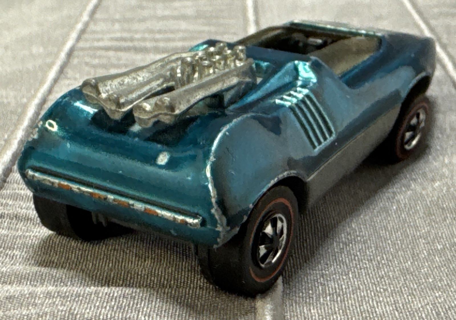 Hot Wheels Redline Peepin’ Bomb Aqua Spectraflame USA 1970.