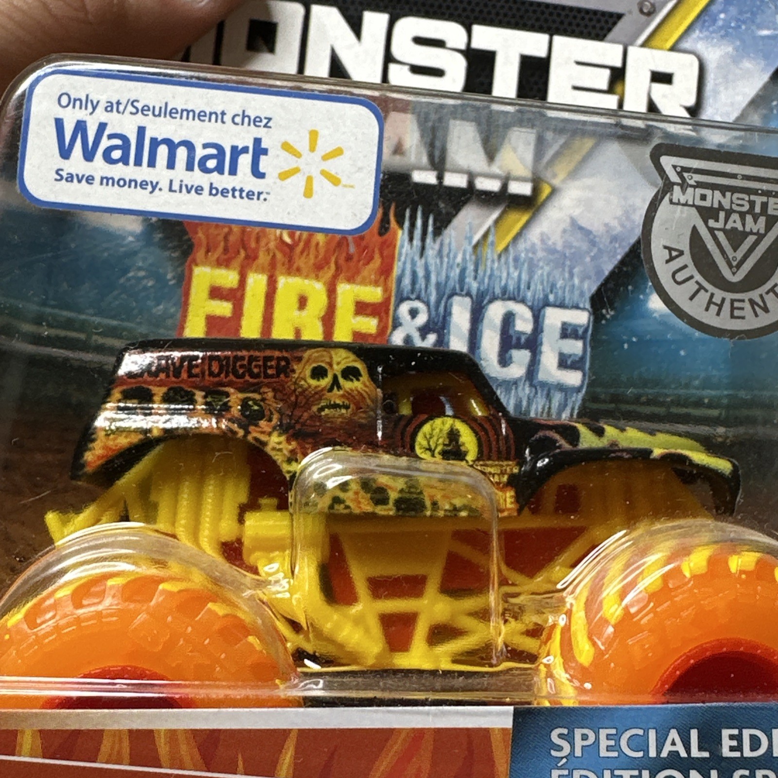 Spin Master Monster Jam Fire & Ice Grave Digger Special Edition 1:64 Diecast