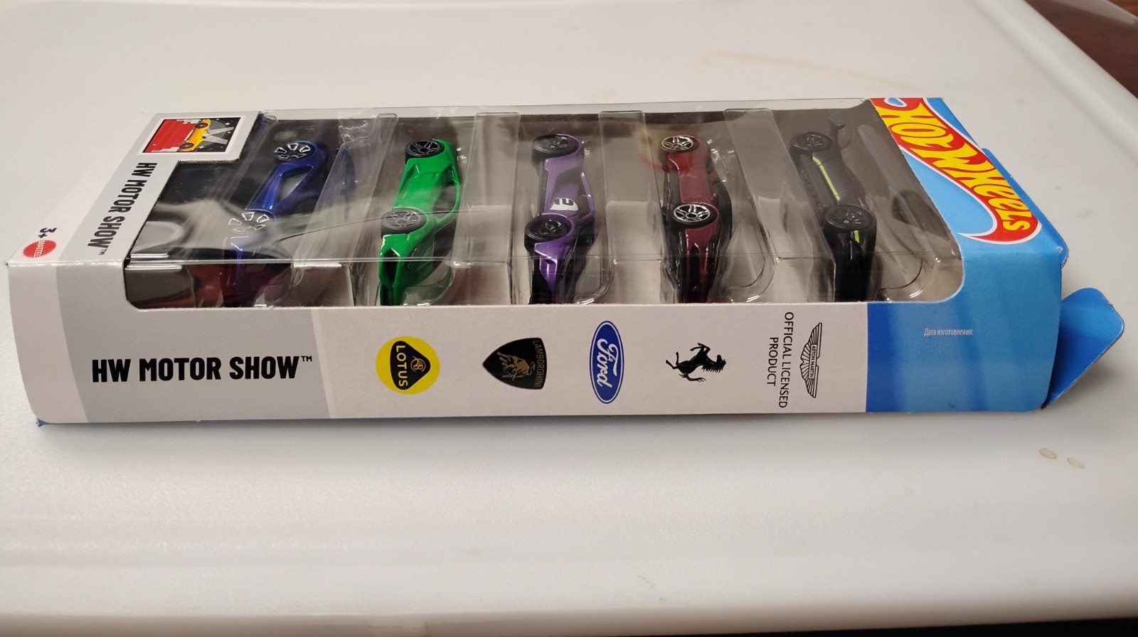 2025 Hot Wheels HW Motor Show 5 Pack Ferrari SF90 Stradale Lamborghini Huracan