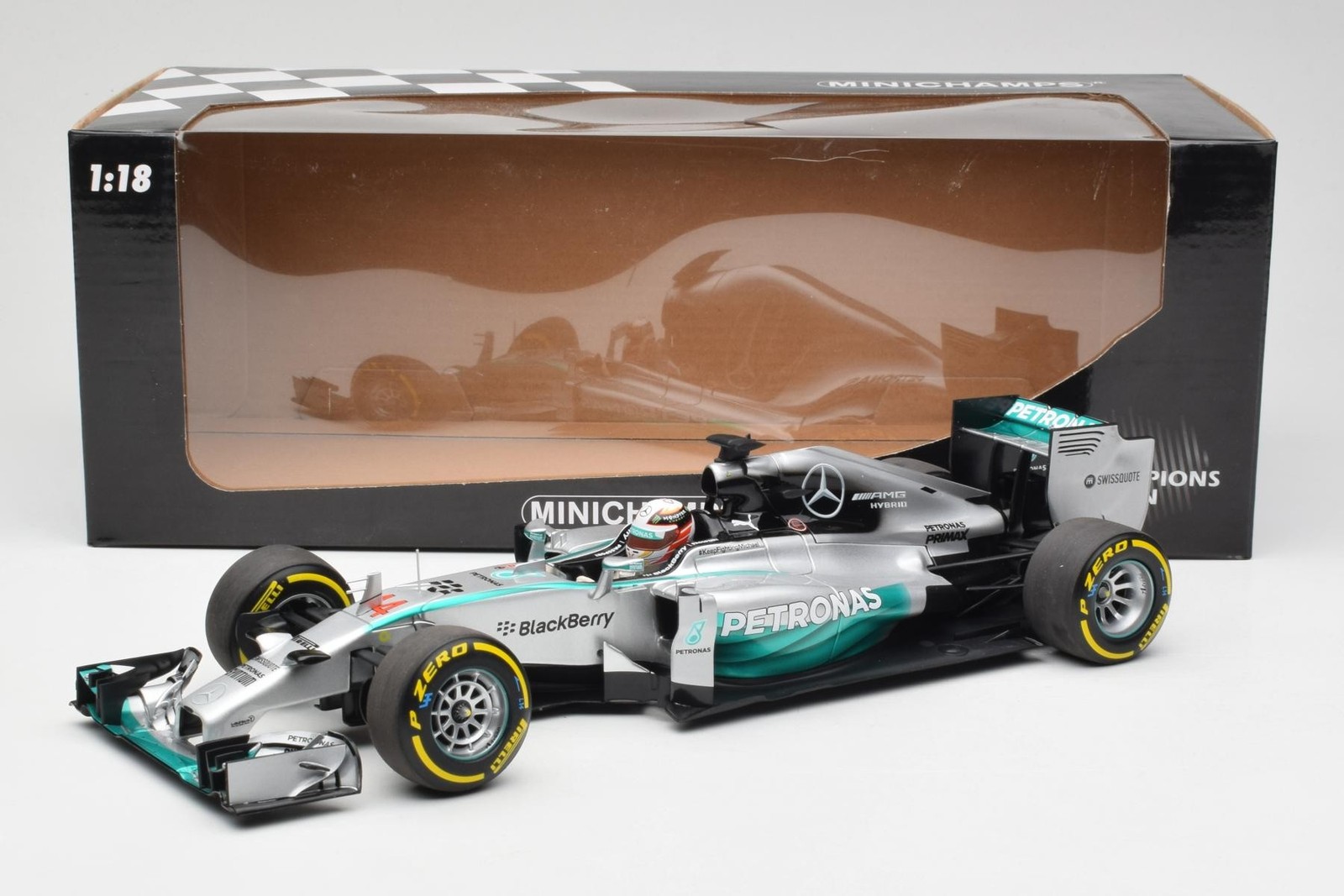 186140044 F1 Mercedes AMG Petronas F1 Team W05 n44 L.Hamilton World Champion 201