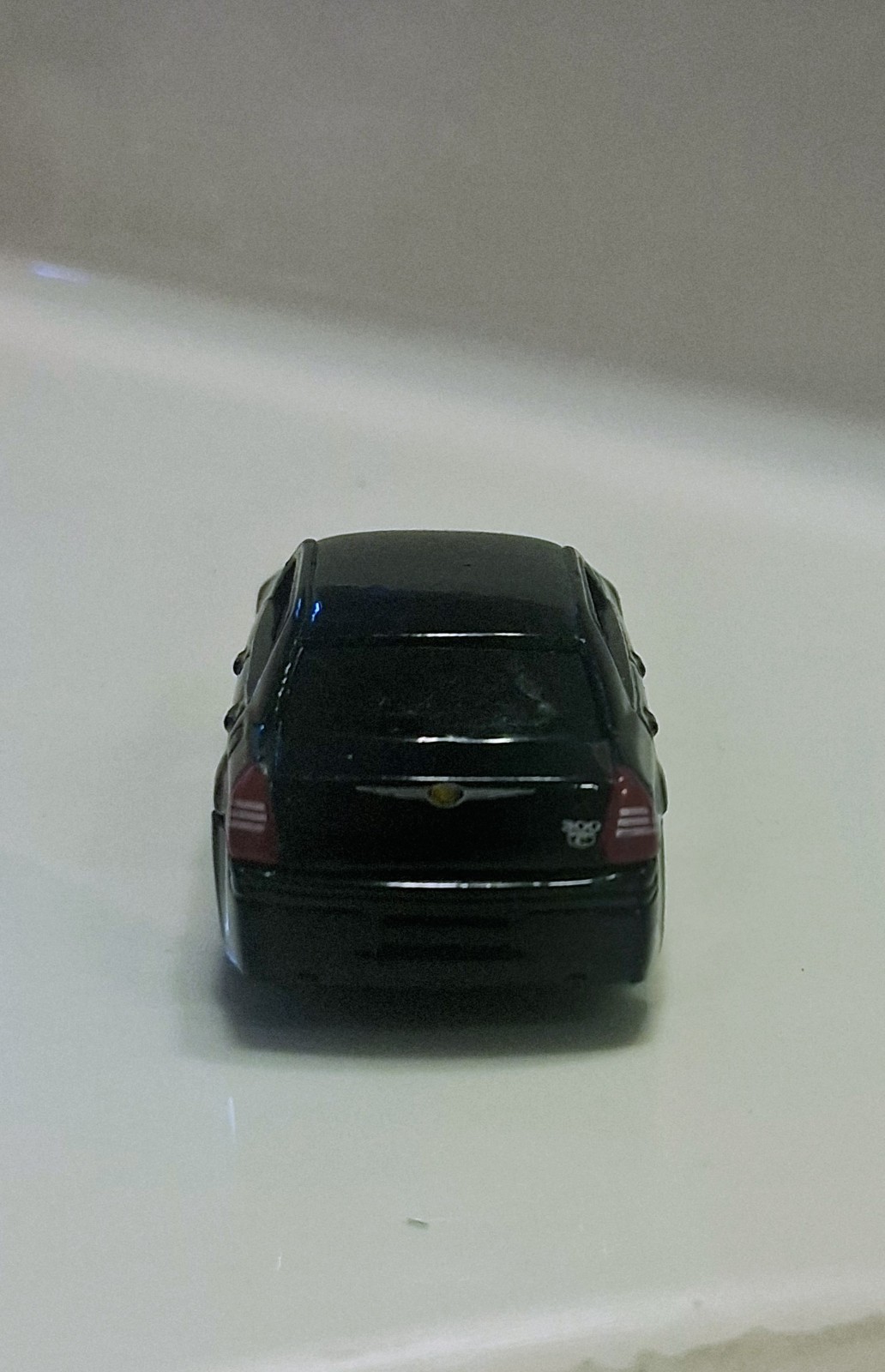 Maisto Chrysler 300C Hemi 1:64 Diecast Car Black – 2005 Mint