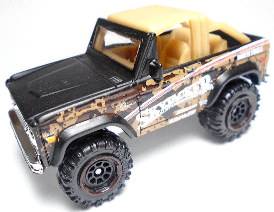 2018 MATCHBOX MBX ’72 FORD BRONCO 4X4 SKYJACKER BLACK & TAN DIECAST 2 7/8″ TRUCK