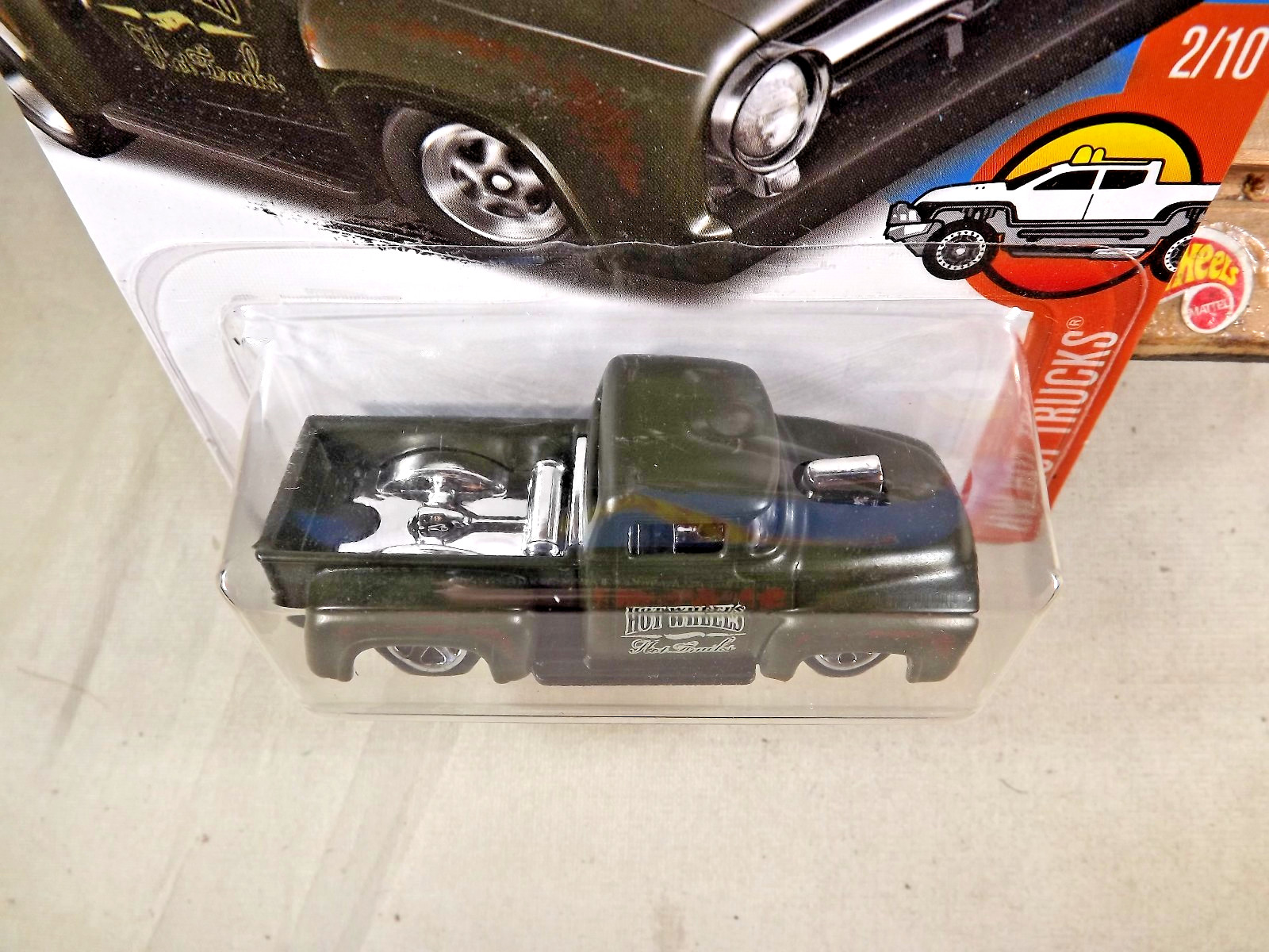 2017 Hot Wheels #215 HW Hot Trucks 2/10 CUSTOM 56 FORD TRUCK Dark Green w/5 Sp