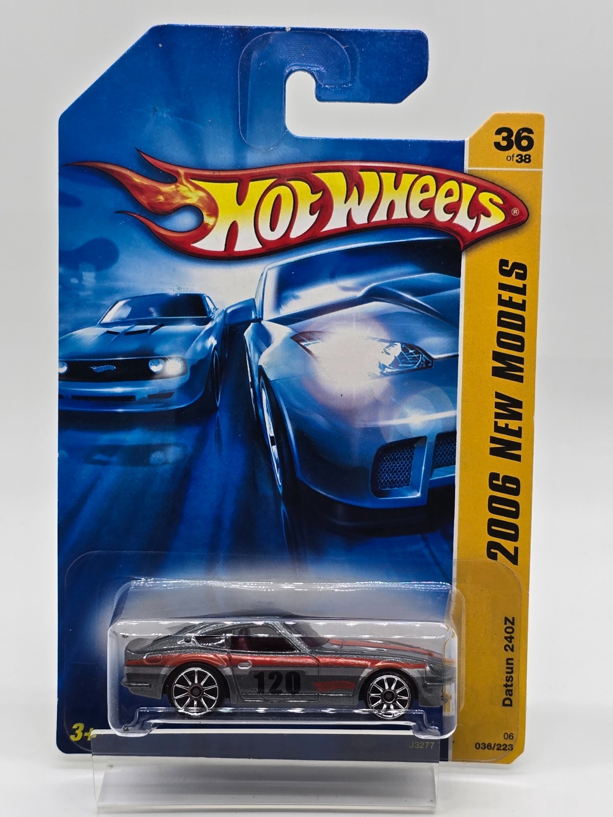 Hot Wheels – 2006 KMART EXCLUSIVE COLOR VARIATION – New Model Series Datsun 240Z
