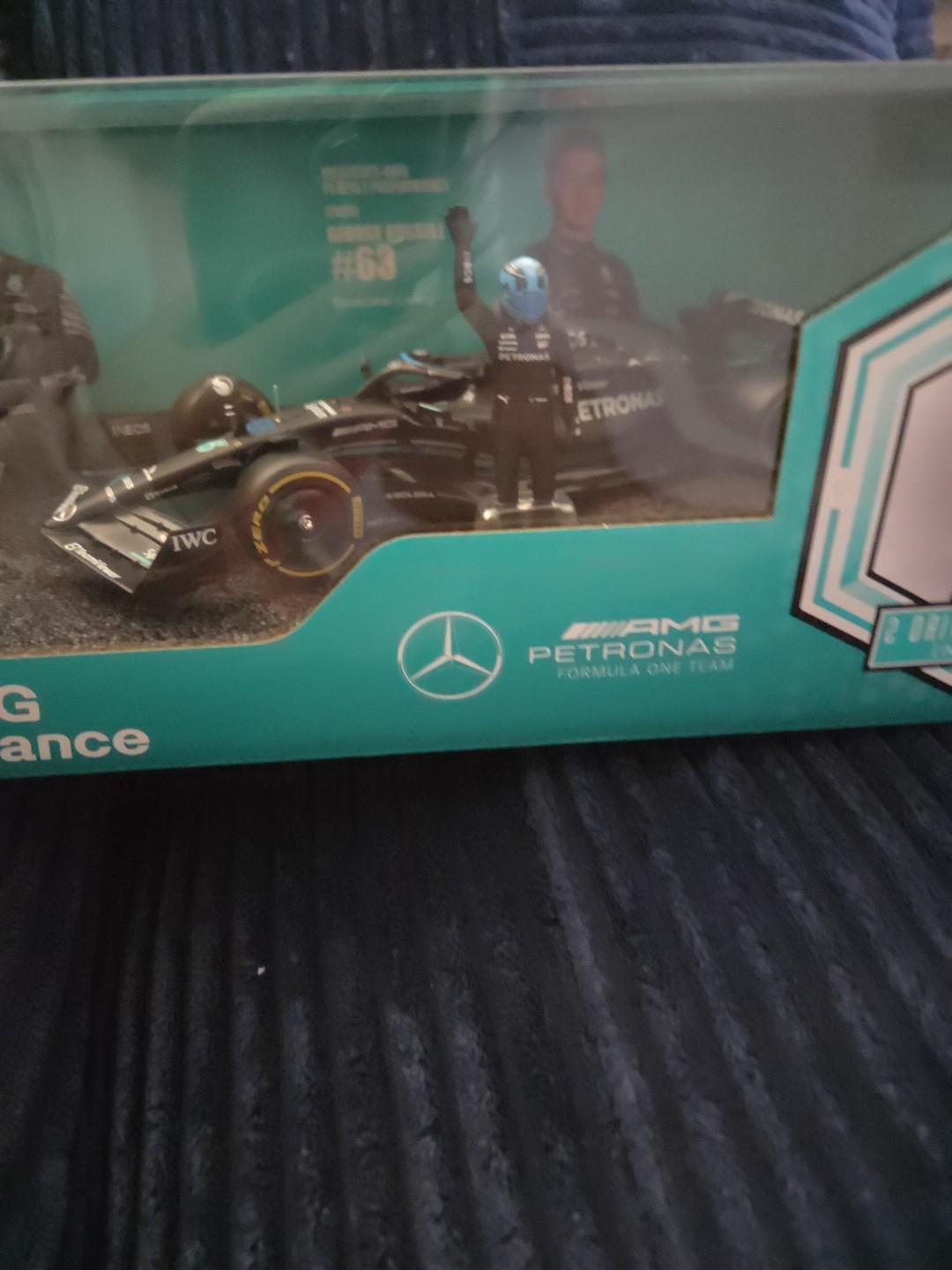 Burango Mercedes-AMG F1W14 E Performance 1/24 2 Driver Figures New In Box Sealed