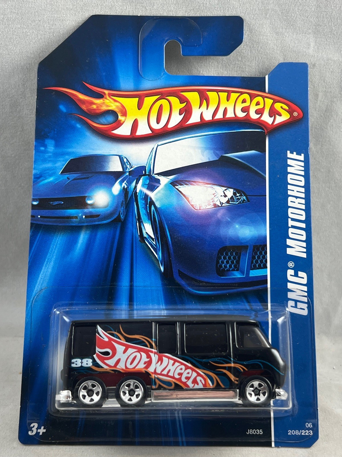 Hot Wheels GMC Motorhome Black 2006 208/223