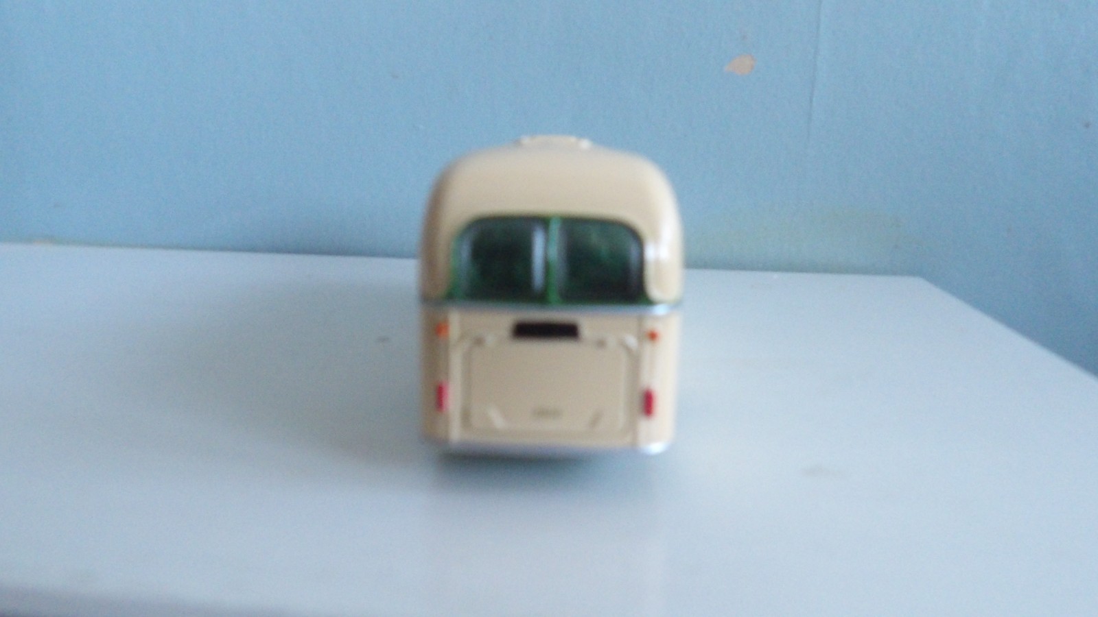 GILBOW E.F.E 16206 LINCOLNSHIRE ROAD CAR CO BRISTOL MW ECW COACH BOXED.