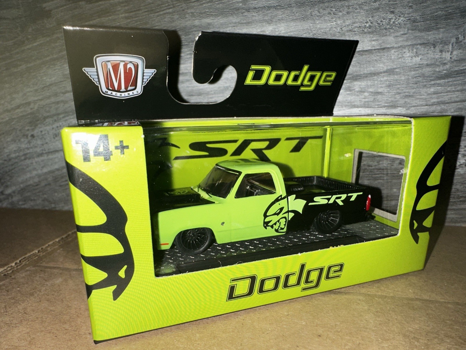 NEW M2 MACHINES 1976 DODGE ADVENTURER 150-CUSTOM SRT S146 25-116