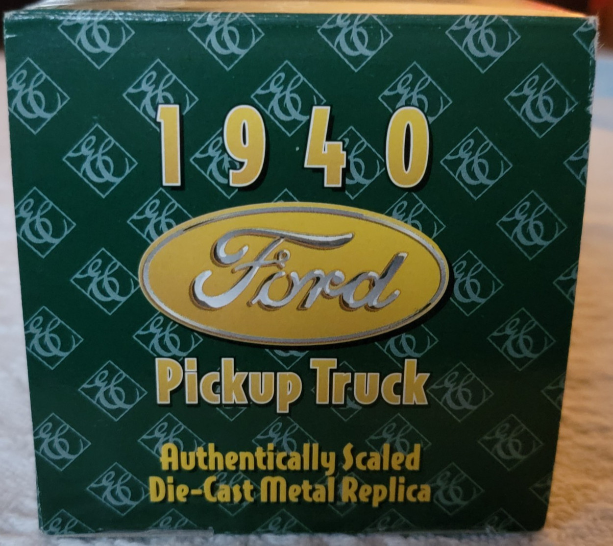 ERTL Collectibles 1940 Ford Pickup Truck Prestige Series Diecast 1/25 Scale 1994
