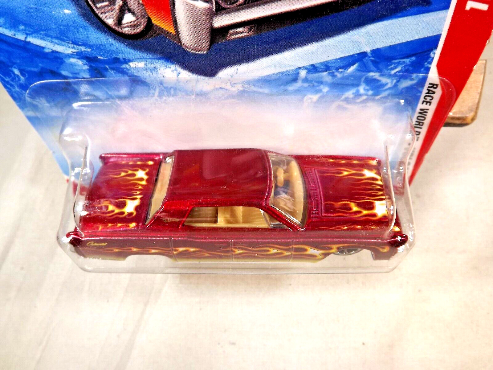 2010 Hot Wheels #211 Race World-Volcano 3/4 ’64 LINCOLN CONTINENTAL Red w/OH5 Sp