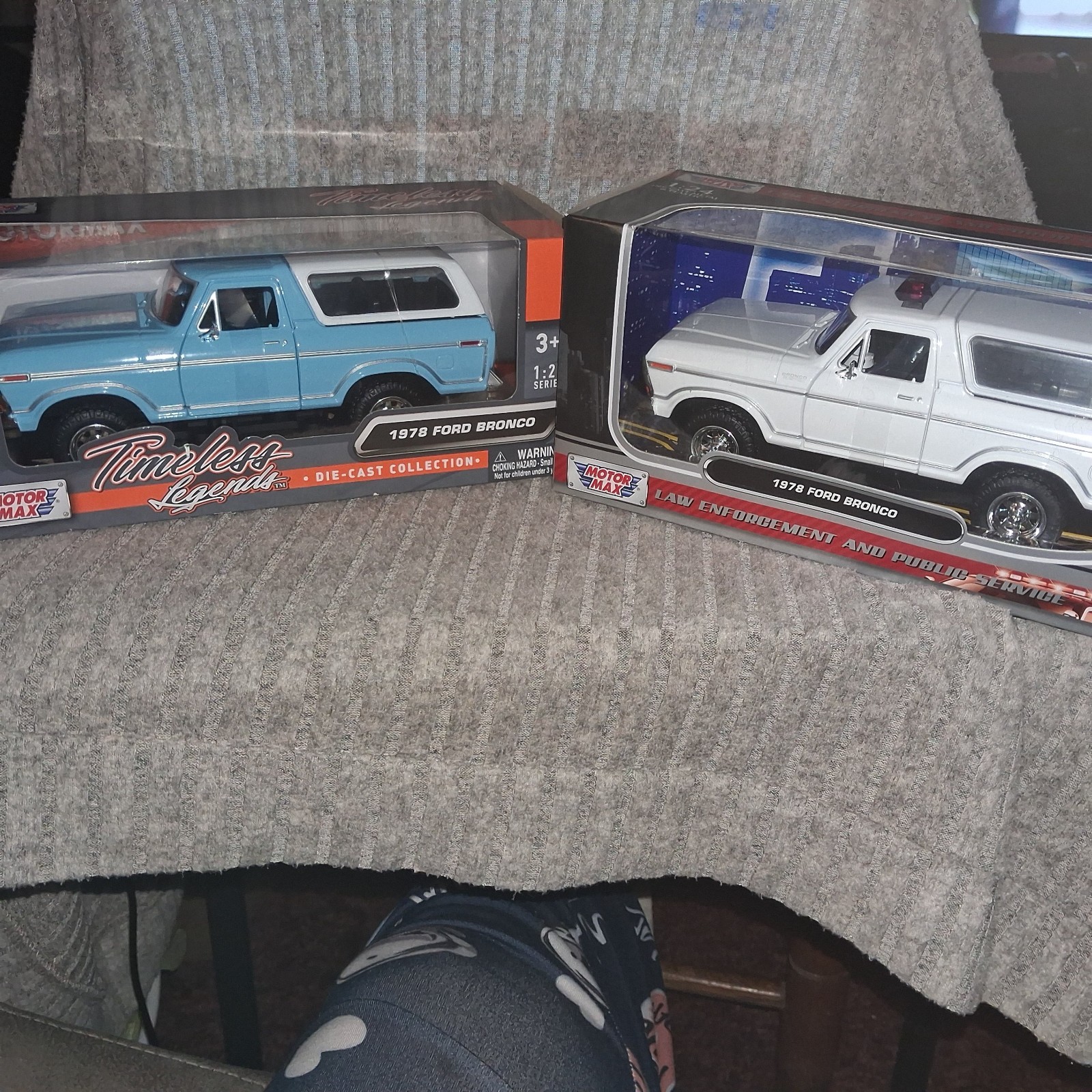 1978 Ford Bronco Custom Light Blue and White “Timeless Legends” Series 1/24 Diec