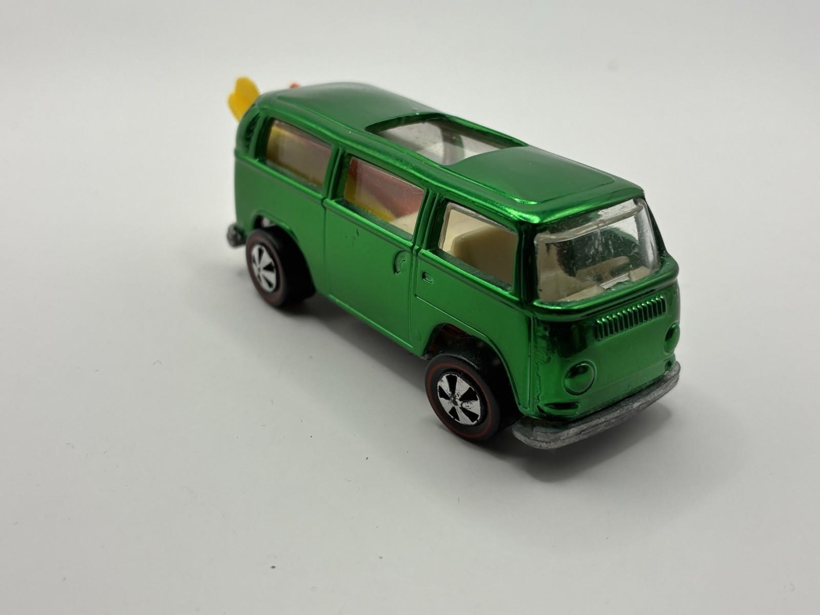 Hot Wheels Redlines Volkswagen Beach Bomb rear loader SAL reproduction green