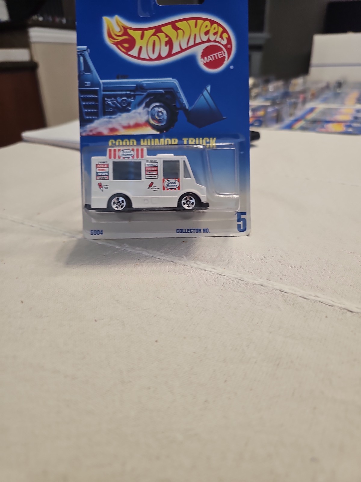 1992 Hot Wheels GOOD HUMOR TRUCK No. 5904 Collector No. 5