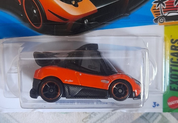 Hot Wheels Exoticars Pagani Zonda Cinque 1:64 Diecast Orange/Black 2026