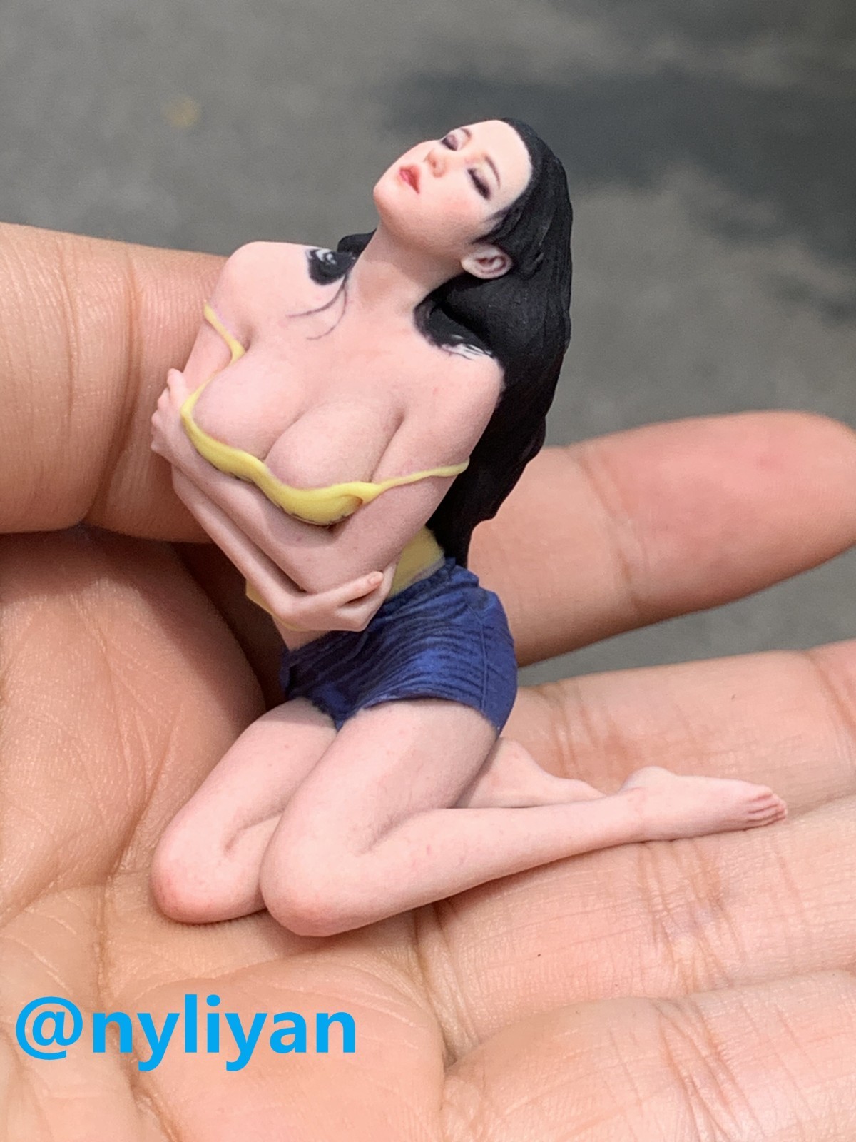 1/12 1/16 1/18 Miniature Sexy Thinking Beauty Girl Scene Props Figure For Cars