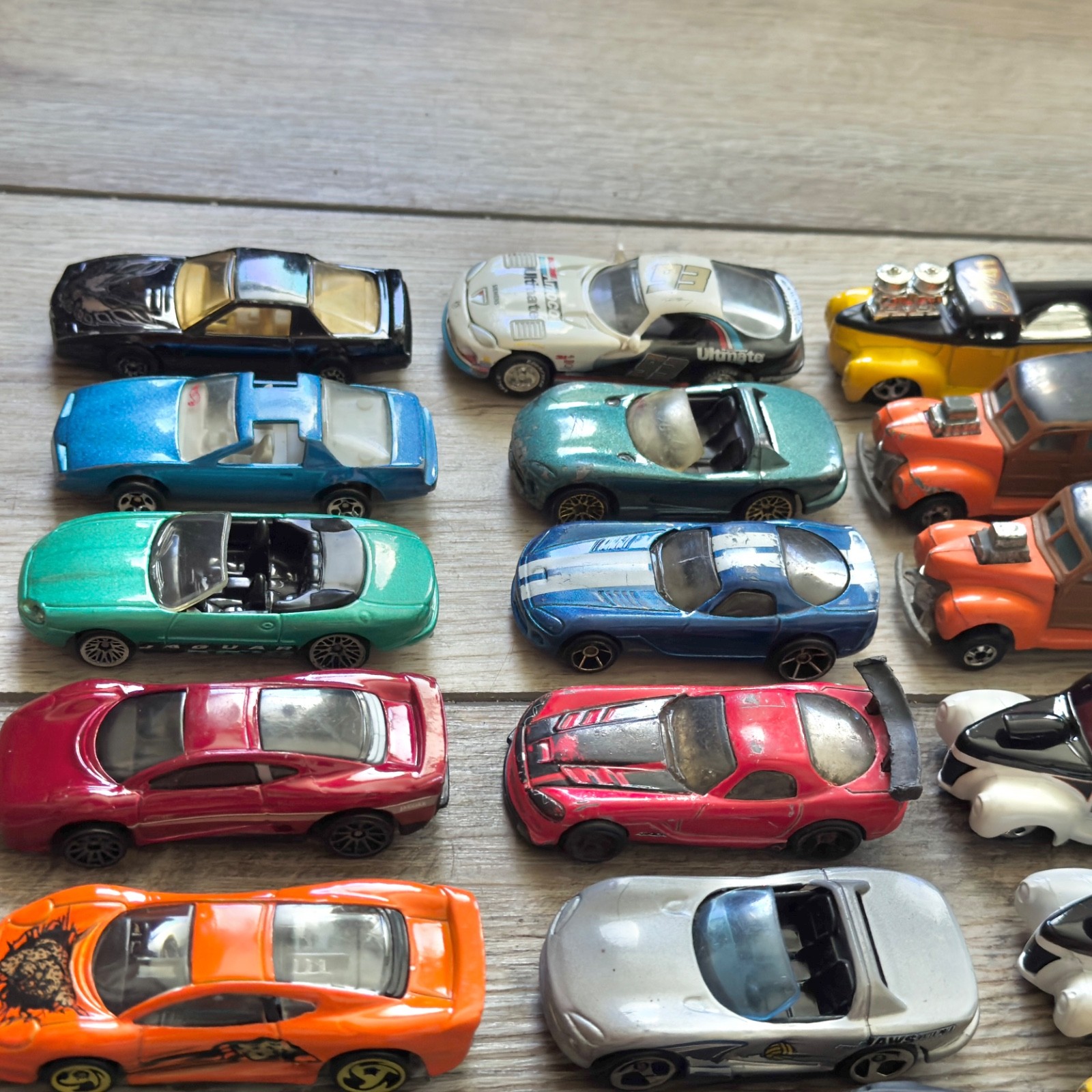 Hot Wheels Matchbox Unbranded Mixed Diecast & Plastic Cars Trucks Lot of 47