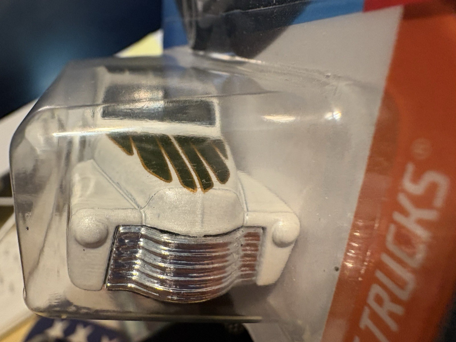 Hot Wheels HW Hot Trucks White 1952 Chevy 5 Window Pickup 8/10