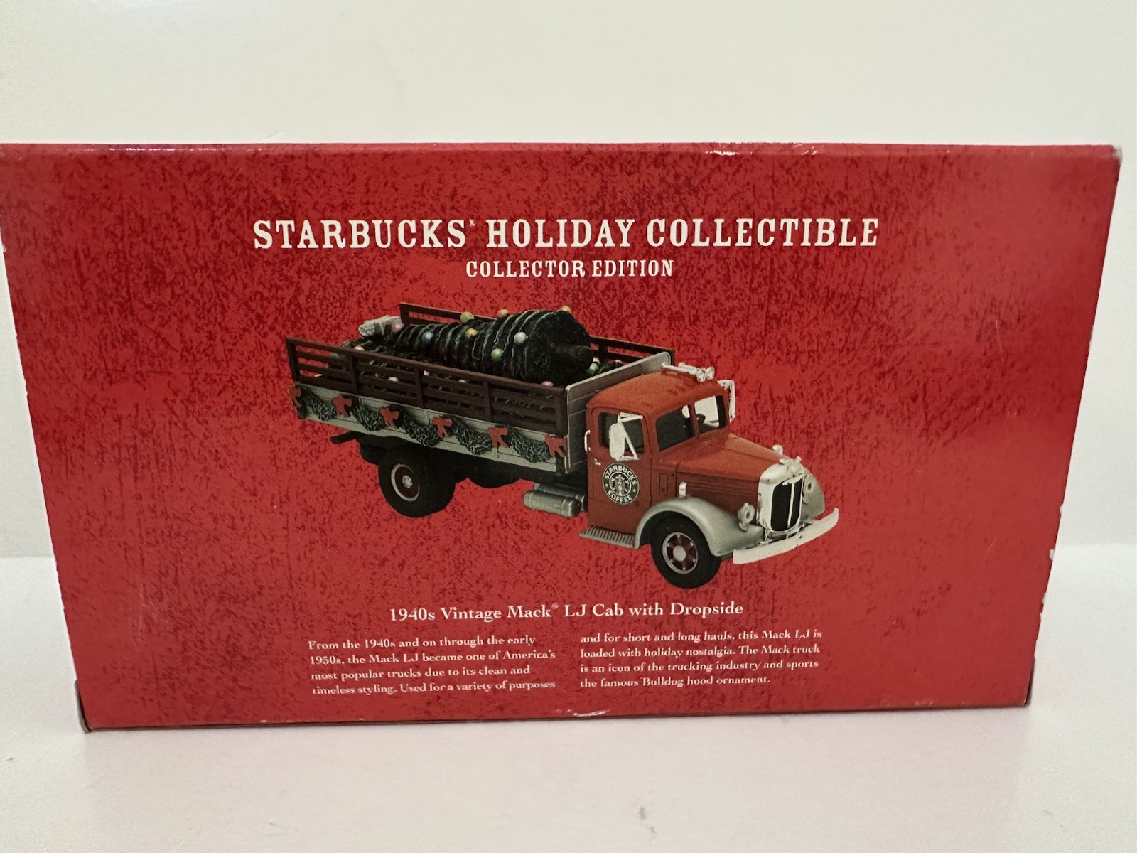CORGI 2003 STARBUCKS Holiday 1940s MACK LJ Truck Die Cast 1/50