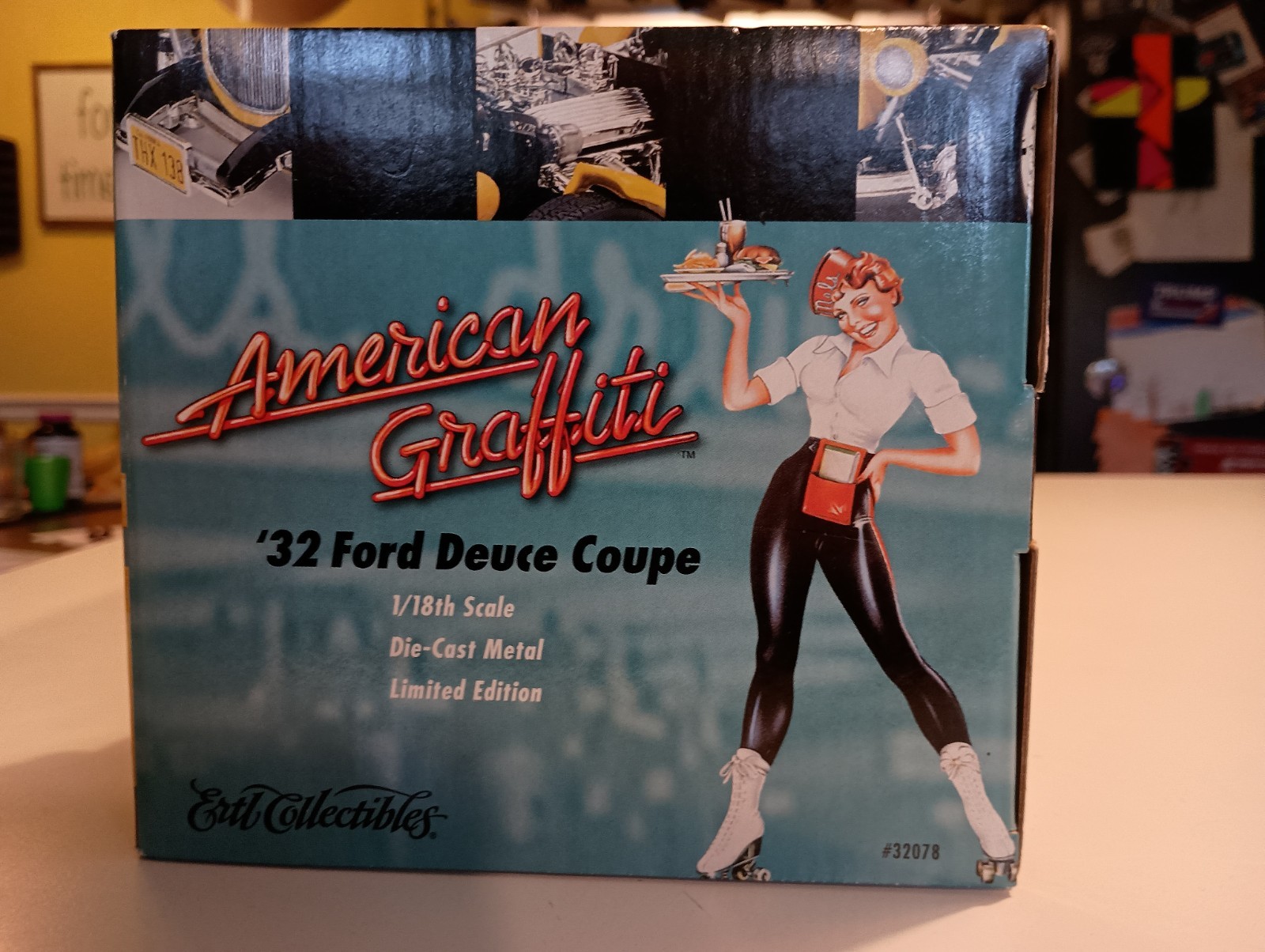 Ertl American Muscle American Graffiti ’32 Ford Duece Coupe 1/18 Scale