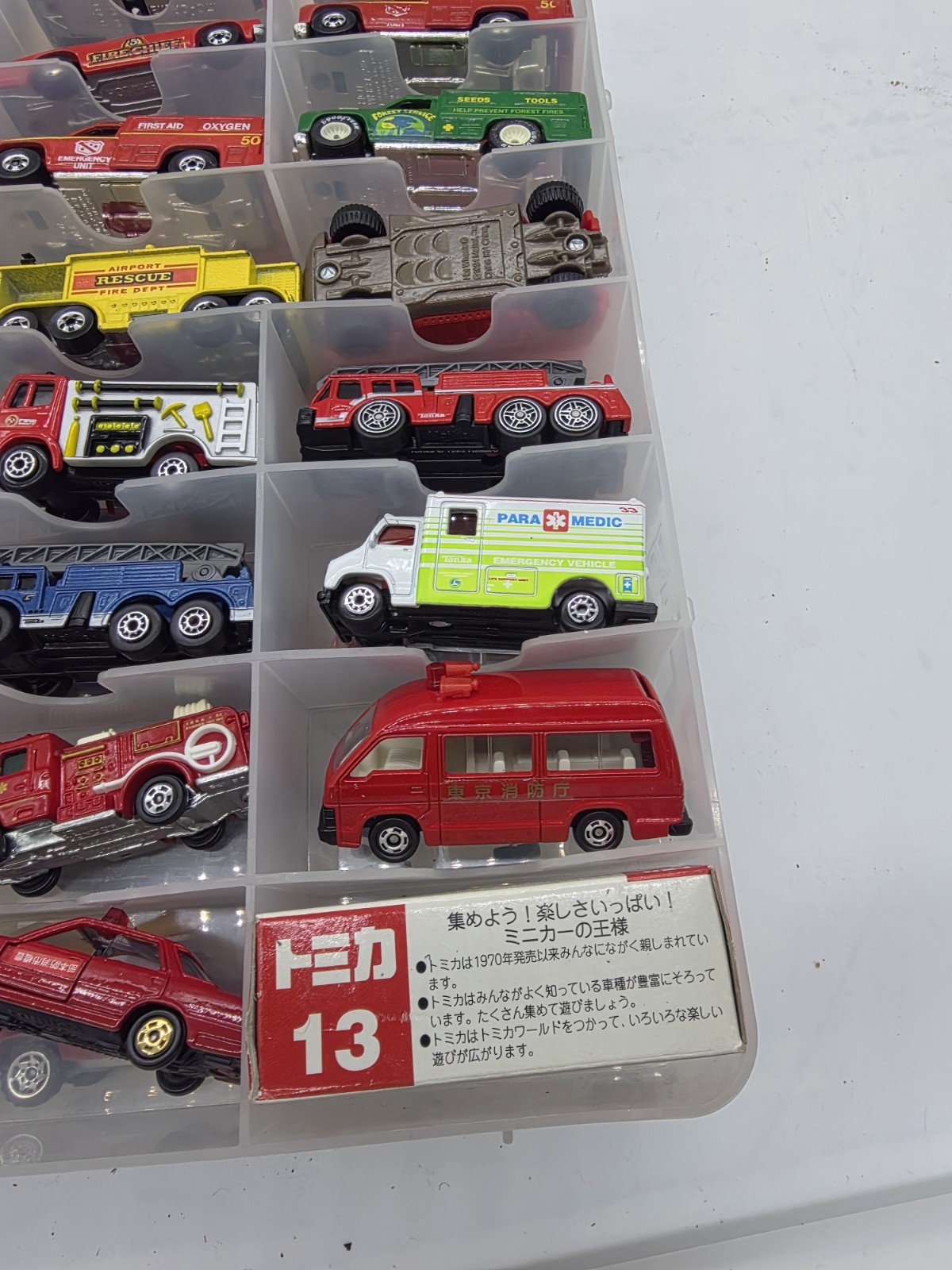 Mix – LOT of 48 – Fire Trucks, Ambulance & Emergency Vehicles