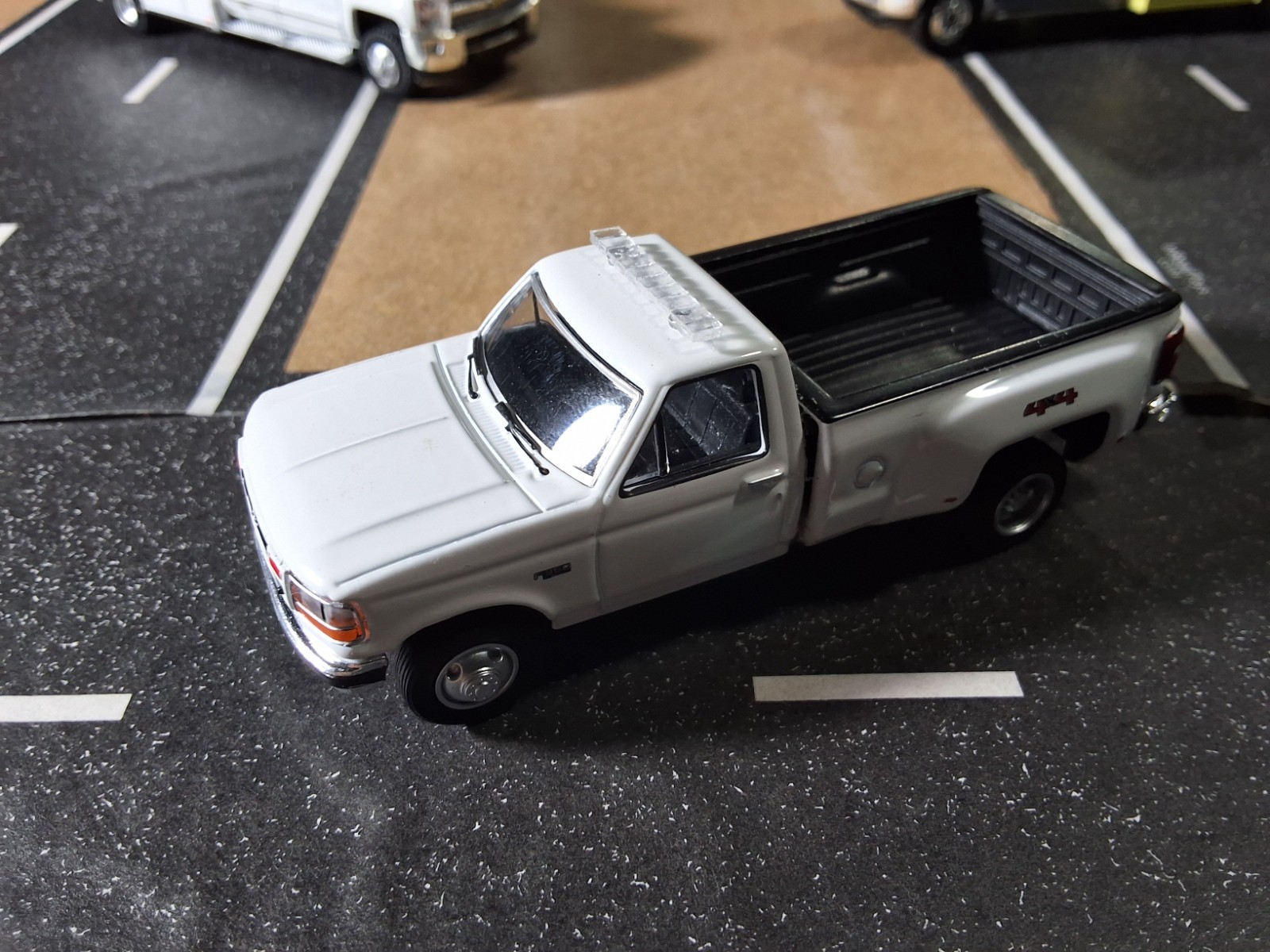 Greenlight Custom Kitbash Ford F-350 4X4 Dually work Truck